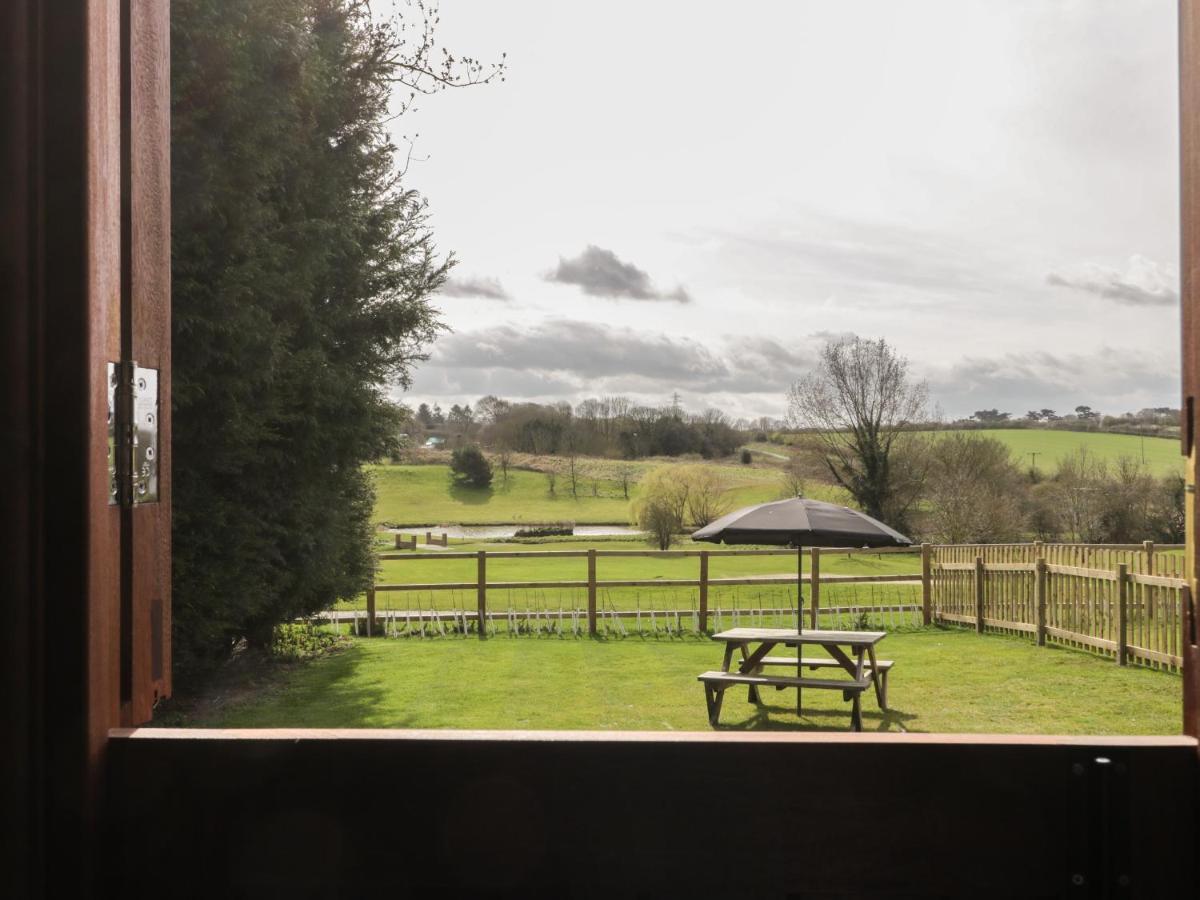 Ewes Welcome Cottingham  Exterior photo